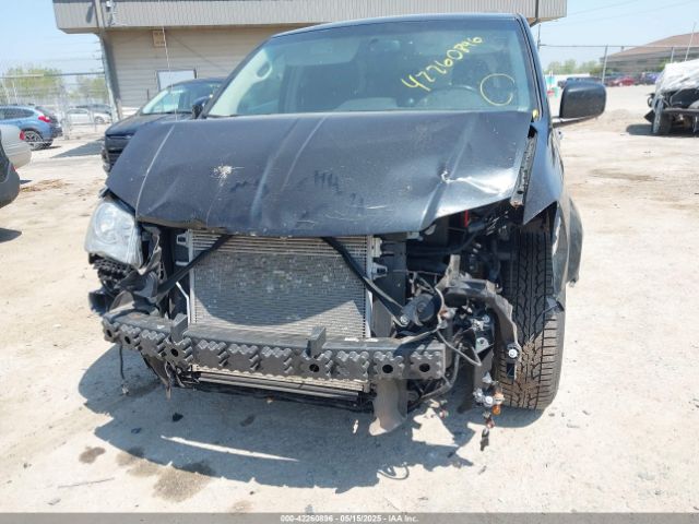2C4RC1CG9FR672568 Chrysler Town & Country Touring-l