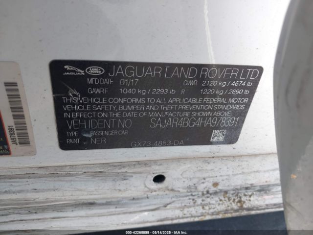 2017 JAGUAR XE SAJAR4BG4HA978391 Photo 8