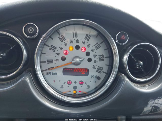 2005 MINI COOPER S WMWRE33455TD95288 Photo 6