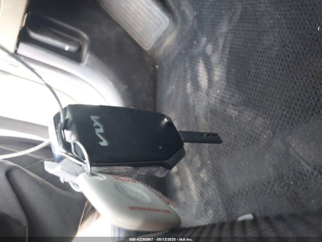 3KPF24AD8NE482132 KIA Forte Lxs
