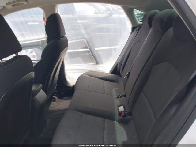 3KPF24AD8NE482132 KIA Forte Lxs