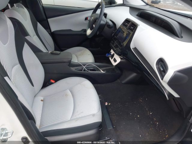 JTDKBRFU7H3048350 Toyota Prius One