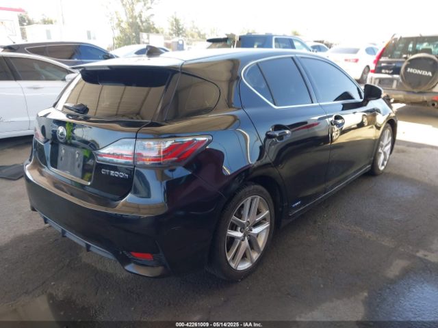JTHKD5BHXF2237930 Lexus CT 200H