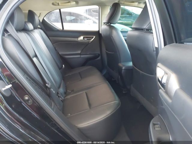 JTHKD5BHXF2237930 Lexus CT 200H