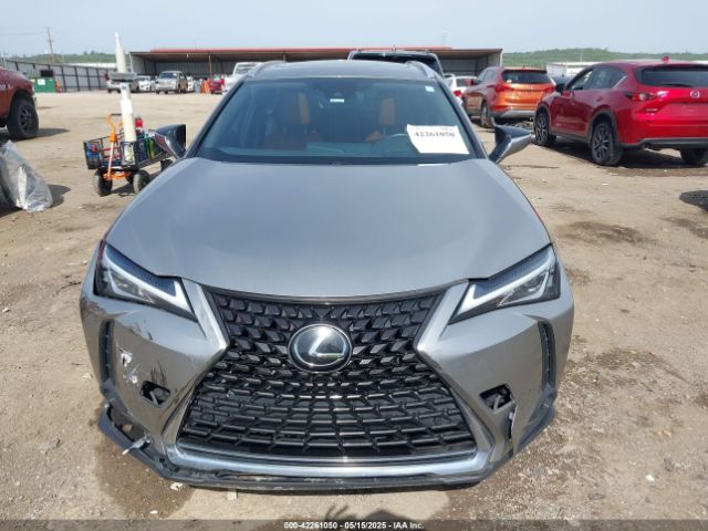 JTHY3JBH3K2018873 Lexus UX 200