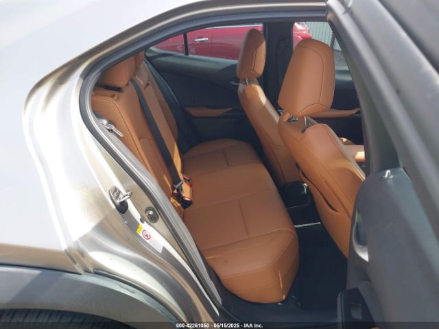 JTHY3JBH3K2018873 Lexus UX 200