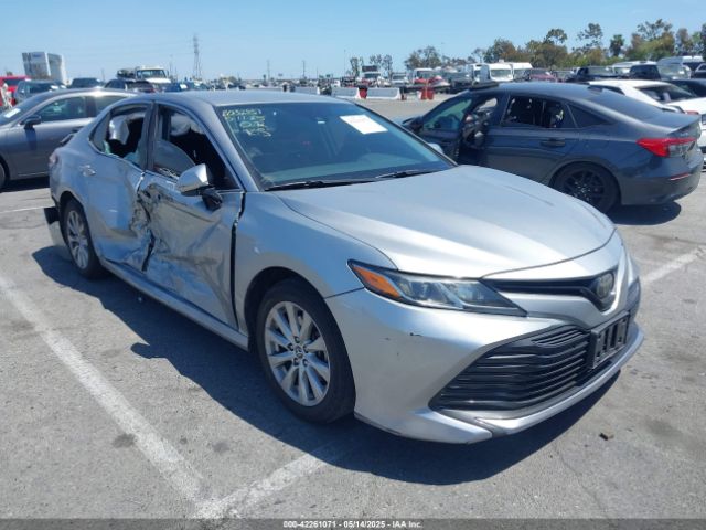 2019 TOYOTA CAMRY 4T1B11HK3KU729666