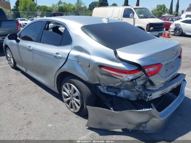 2019 TOYOTA CAMRY 4T1B11HK3KU729666 Photo 2