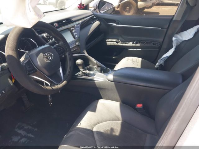 2019 TOYOTA CAMRY 4T1B11HK3KU729666 Photo 4