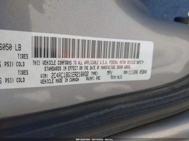 2C4RC1BG1ER216032 Chrysler Town & Country Touring
