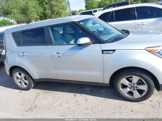 KNDJN2A2XH7471660 KIA Soul