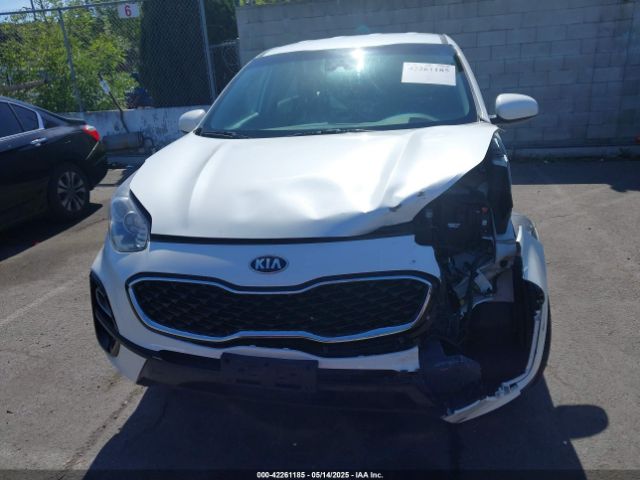 KNDPMCAC8M7914622 KIA Sportage Lx