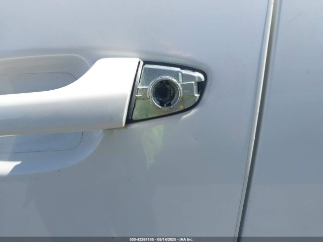 KNDPMCAC8M7914622 KIA Sportage Lx