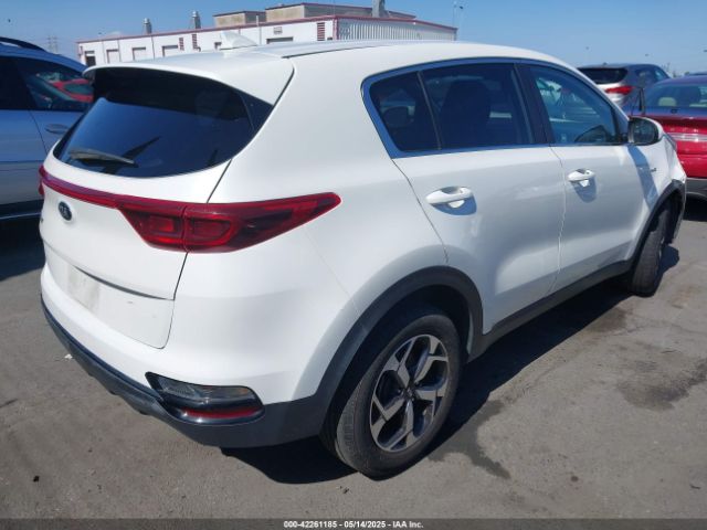 KNDPMCAC8M7914622 KIA Sportage Lx