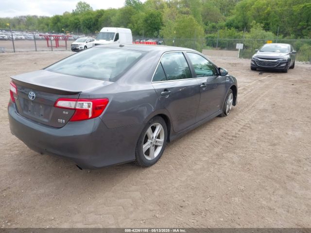 4T1BD1FK9EU121102 Toyota Camry Hybrid Se Limited Edition