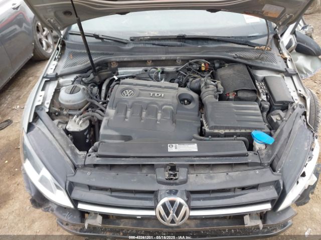 3VWRA7AU0FM077582 Volkswagen Golf Tdi S 4-door