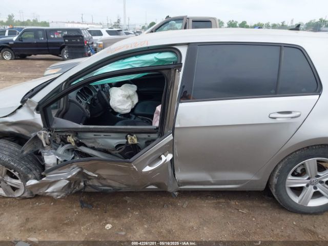 3VWRA7AU0FM077582 Volkswagen Golf Tdi S 4-door