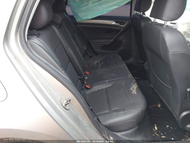 3VWRA7AU0FM077582 Volkswagen Golf Tdi S 4-door
