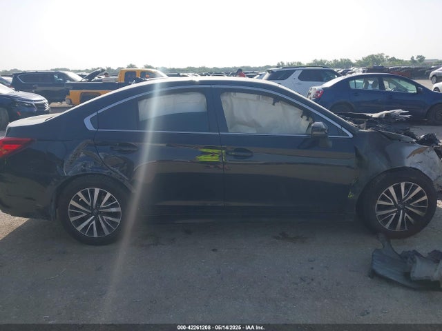 4S3BNAF64J3033207 Subaru u5