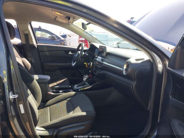 3KPF34AD8KE024325 KIA FORTE S