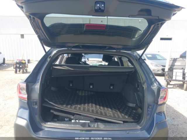 4S4BTACC4R3195054 Subaru Outback Premium
