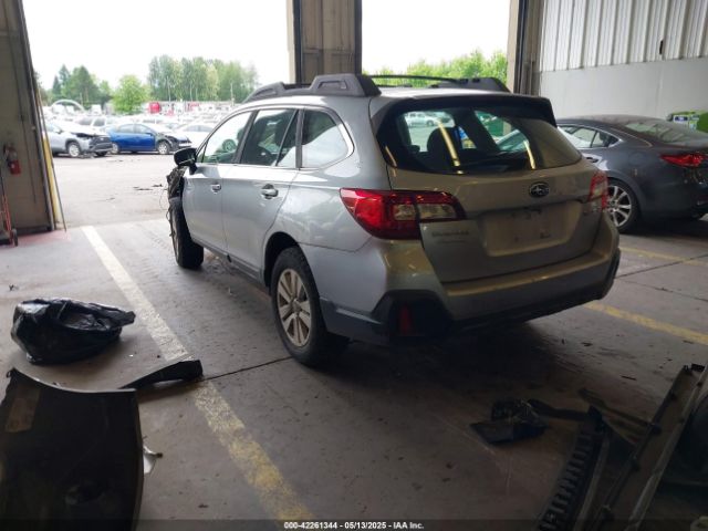 2019 SUBARU OUTBACK 4S4BSABC8K3288427 Photo 2