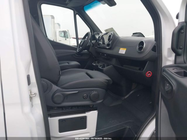 W1Y4KBHY7SP761633 Mercedes-Benz Sprinter 2500 Standard Roof 4-cyl Diesel