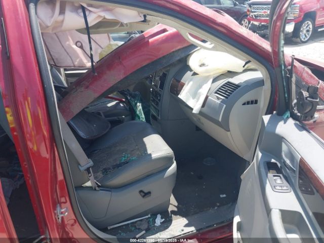 2010 CHRYSLER TOWN & COUNTRY 2A4RR5D14AR110029 Photo 4