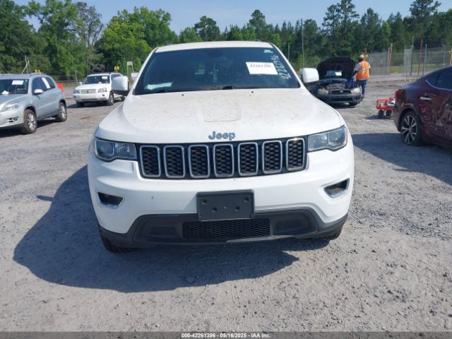 1C4RJFAG1LC389026 Jeep Grand Cherokee Laredo E 4x4