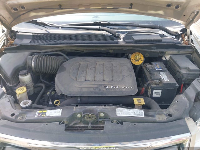 2C4RC1BG5ER178031 Chrysler Town & Country Touring