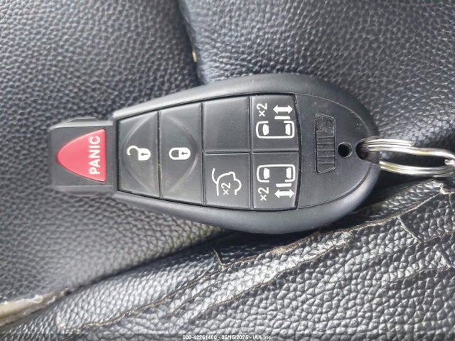2C4RC1BG5ER178031 Chrysler Town & Country Touring