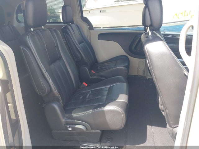2C4RC1BG5ER178031 Chrysler Town & Country Touring