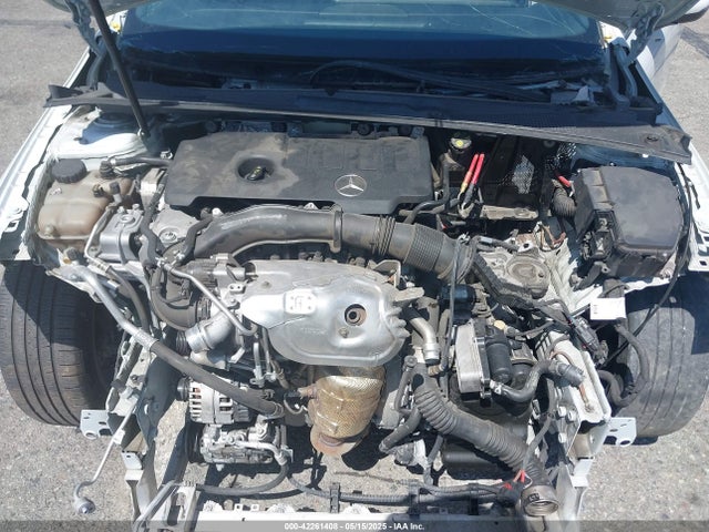 W1K5J4GB7LN119906 Mercedes-Benz m260