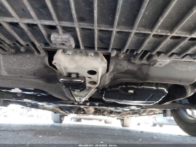2T1BURHE9JC055393 Toyota COROLLA LE