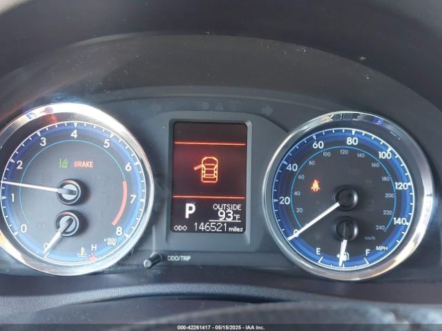 2T1BURHE9JC055393 Toyota COROLLA LE