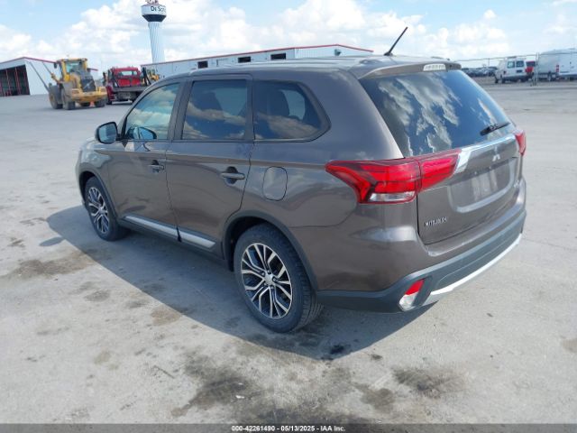 2016 MITSUBISHI OUTLANDER JA4AZ3A3XGZ014041 Photo 2