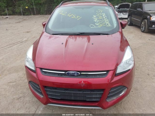 1FMCU0GX1EUB98099 Ford ESCAPE SE