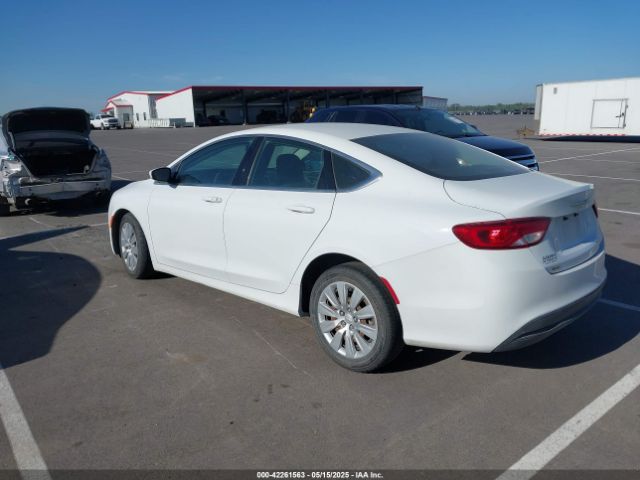 2015 CHRYSLER 200 1C3CCCFB1FN760954 Photo 2