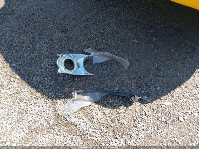 JTDKDTB31E1066984 Toyota Prius C One