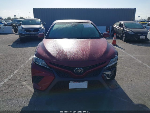 4T1B11HK4JU658217 Toyota CAMRY SE