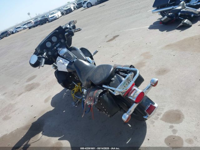2005 HARLEY-DAVIDSON FLHTCUI 1HD1FCW145Y652860 Photo 2