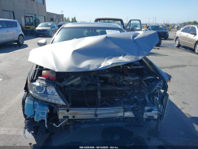 JTHBW1GG1F2085913 Lexus ES 300H