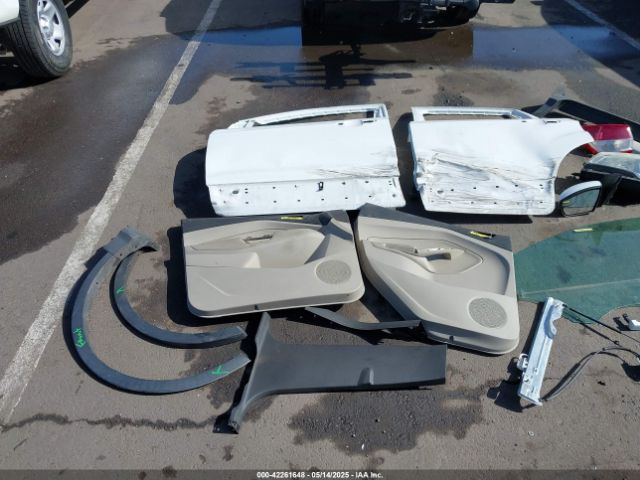 1FMTU0G90FUA81004 Ford Escape