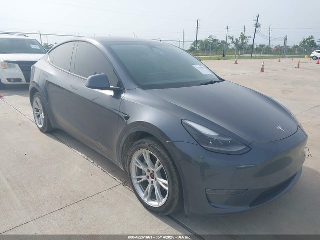 2023 TESLA MODEL Y 7SAYGDEE5PA170506 Photo 0