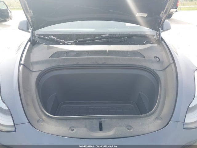 2023 TESLA MODEL Y 7SAYGDEE5PA170506 Photo 9