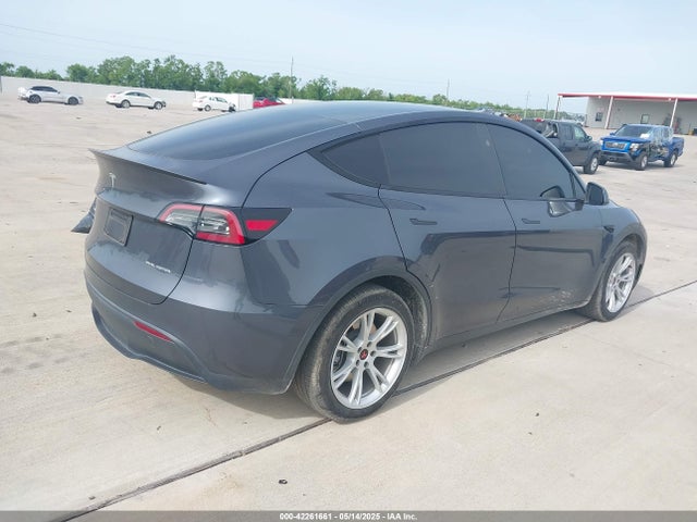 2023 TESLA MODEL Y 7SAYGDEE5PA170506 Photo 3