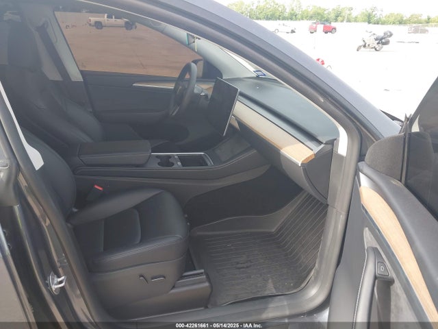 2023 TESLA MODEL Y 7SAYGDEE5PA170506 Photo 4