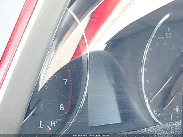JTMWFREV8GJ096885 Toyota Rav4 Xle