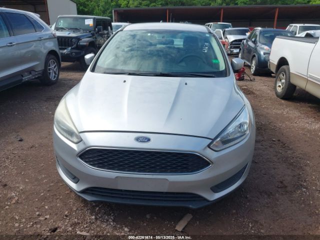 1FADP3K22HL247579 Ford FOCUS SE
