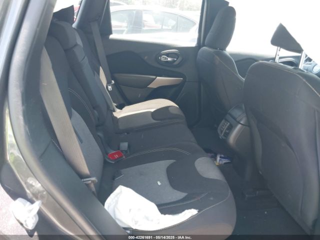 2018 JEEP CHEROKEE 1C4PJLCB8JD528079 Photo 7